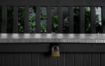 Keter Eden Bench 265L Outdoor 60% recycled Garden Furniture Storage Box Graphite & Light Grey | Fade Free | All Weather Resistant | Safe and Secure | Zero Maintenance | 2 year Warranty - Image 6